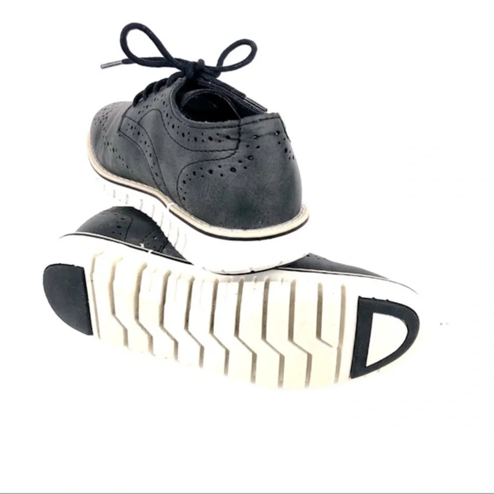 Steve Madden synthetic upper